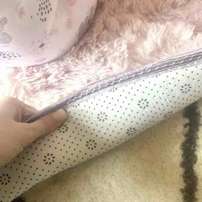 Fluffy Floor Rug: image 2