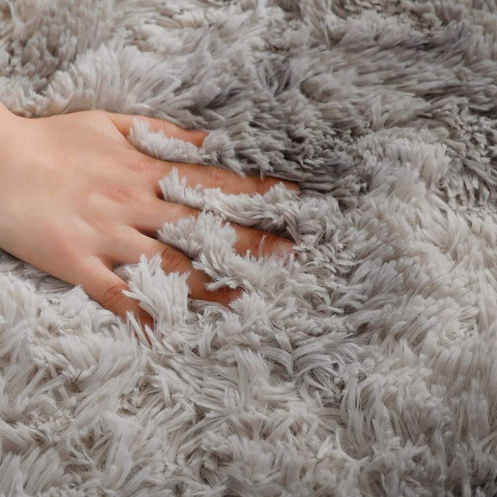 Fluffy Floor Rug: image 5