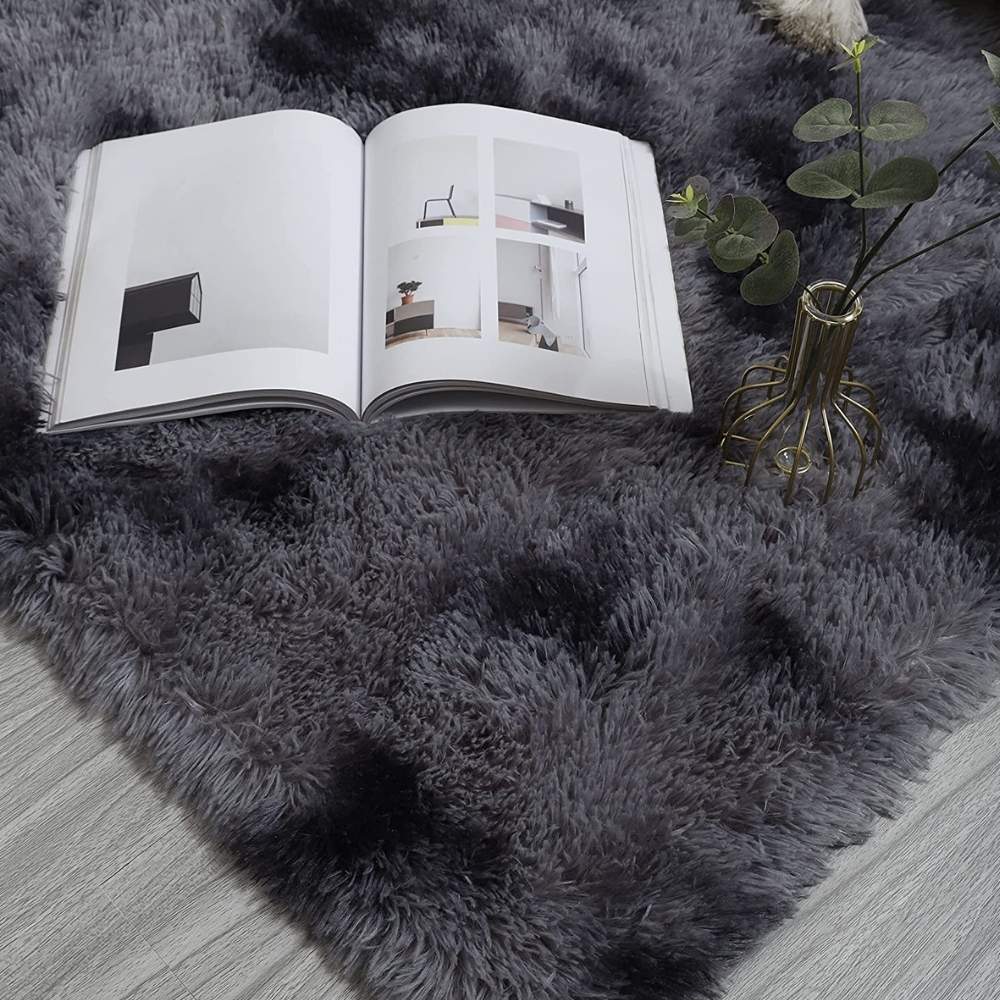 Fluffy Floor Rug: image 8