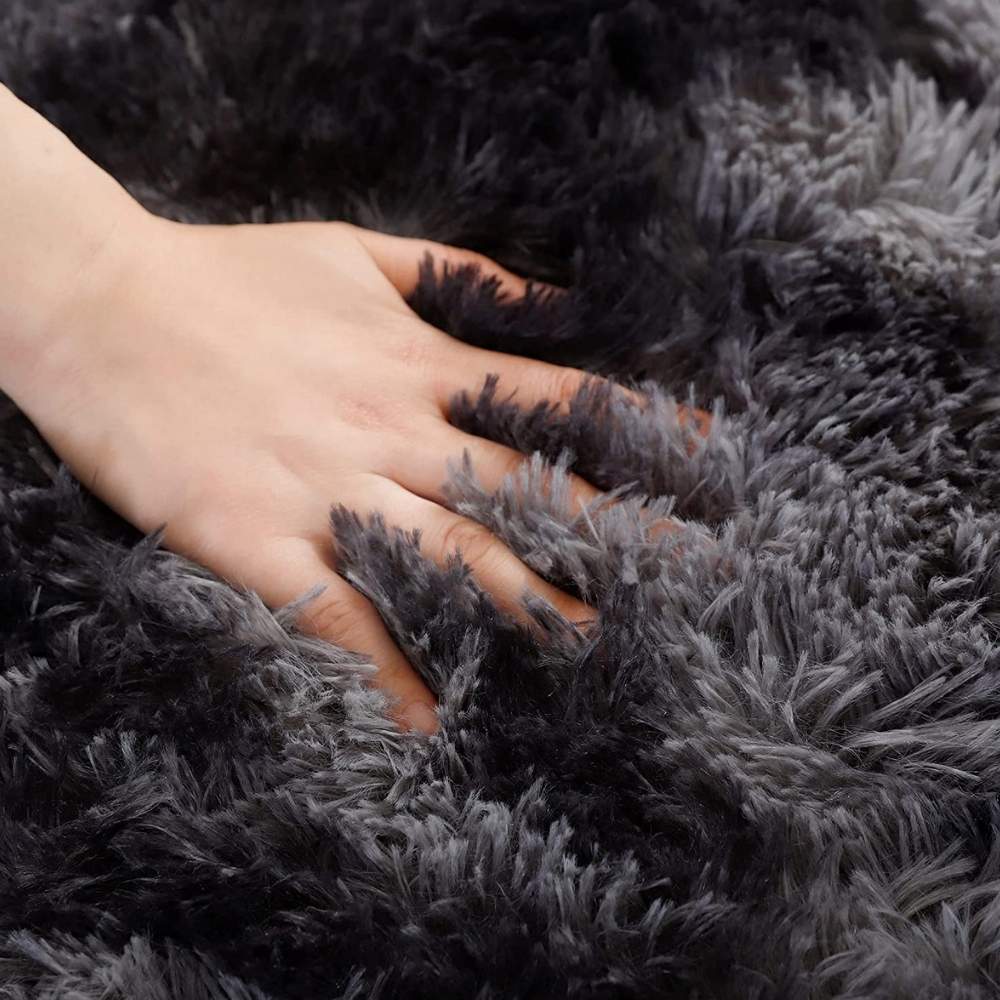 Fluffy Floor Rug: image 9