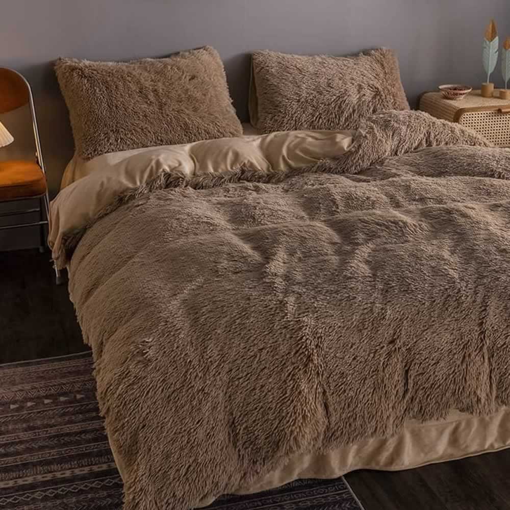 Luxury Plush Shaggy Bedding Sets: image 2