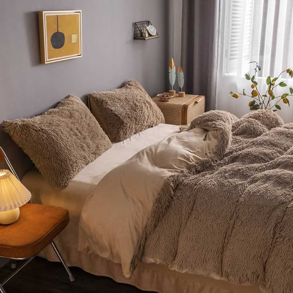 Luxury Plush Shaggy Bedding Sets: image 10
