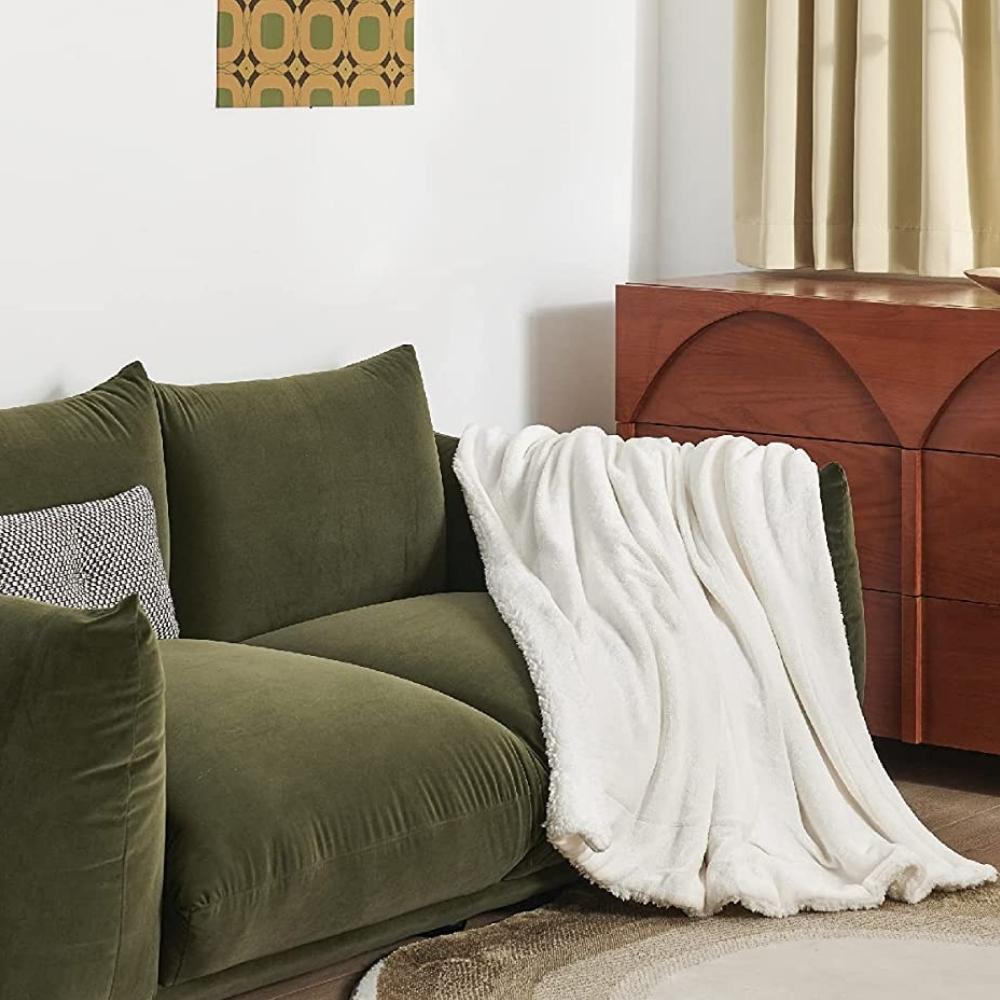 Fluffy Blanket: image 8